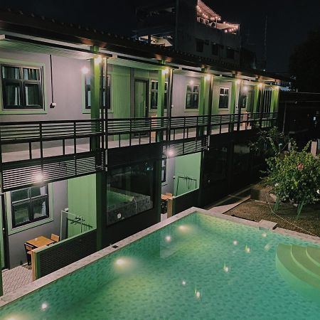 Chiangmai Moli Inn (Adults Only) Чиангмай Экстерьер фото