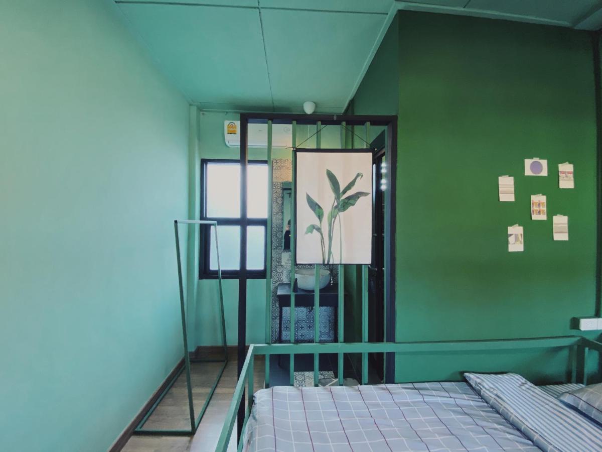 Chiangmai Moli Inn (Adults Only) Чиангмай Экстерьер фото