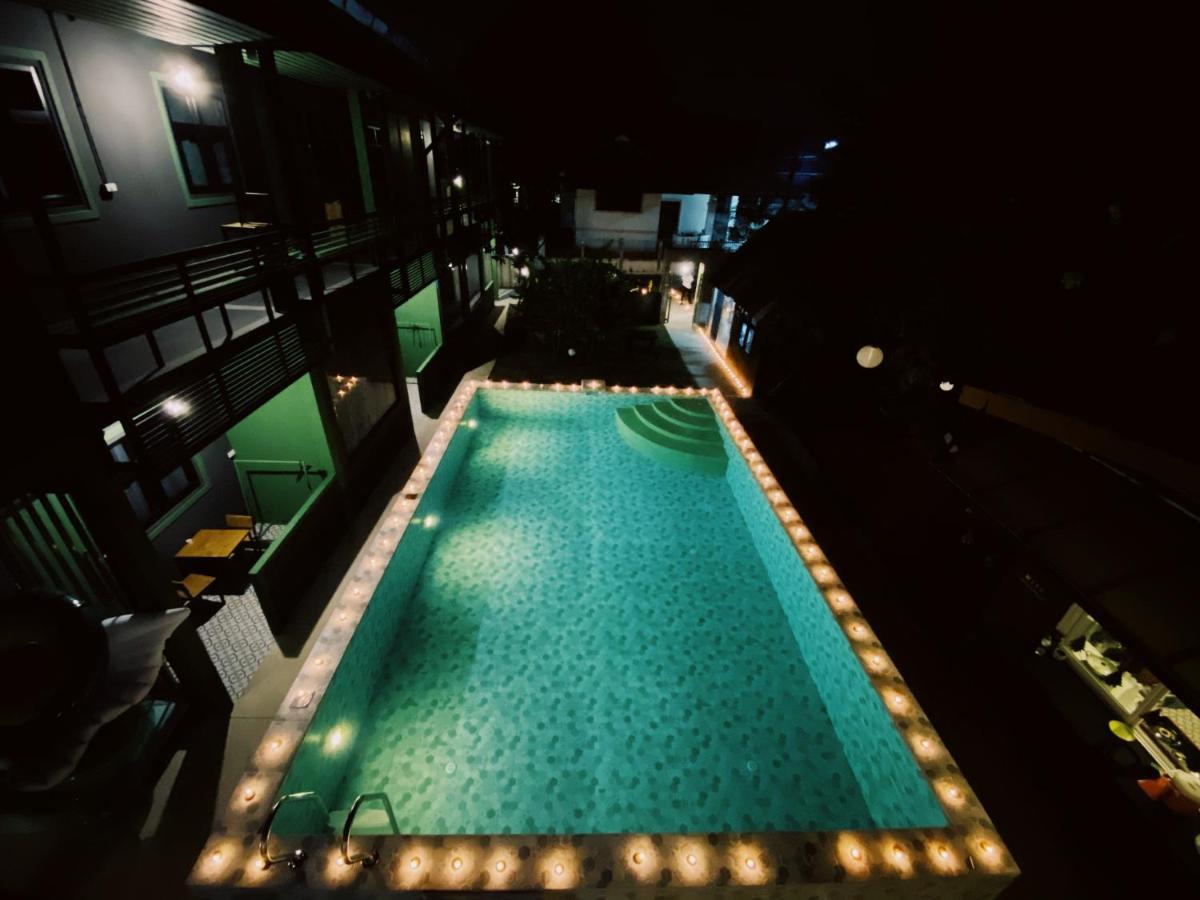 Chiangmai Moli Inn (Adults Only) Чиангмай Экстерьер фото