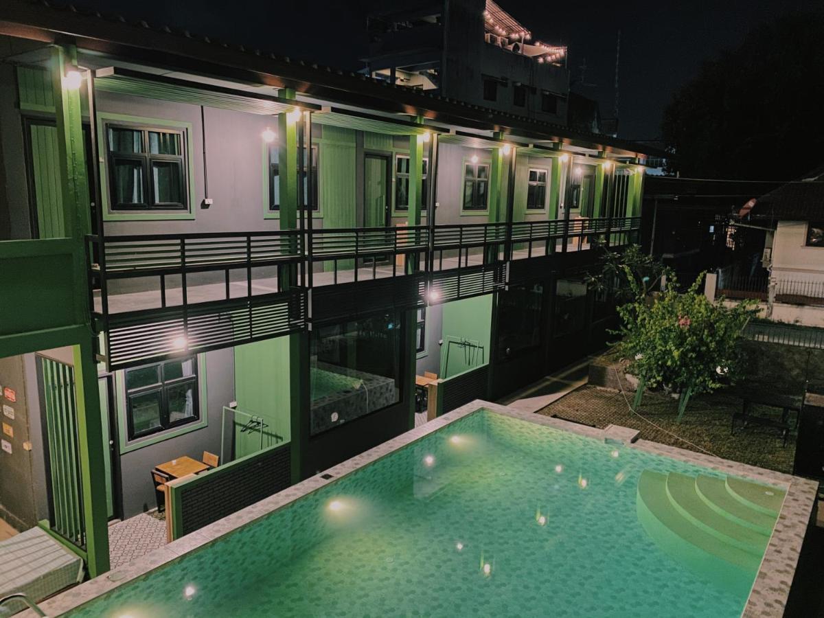 Chiangmai Moli Inn (Adults Only) Чиангмай Экстерьер фото