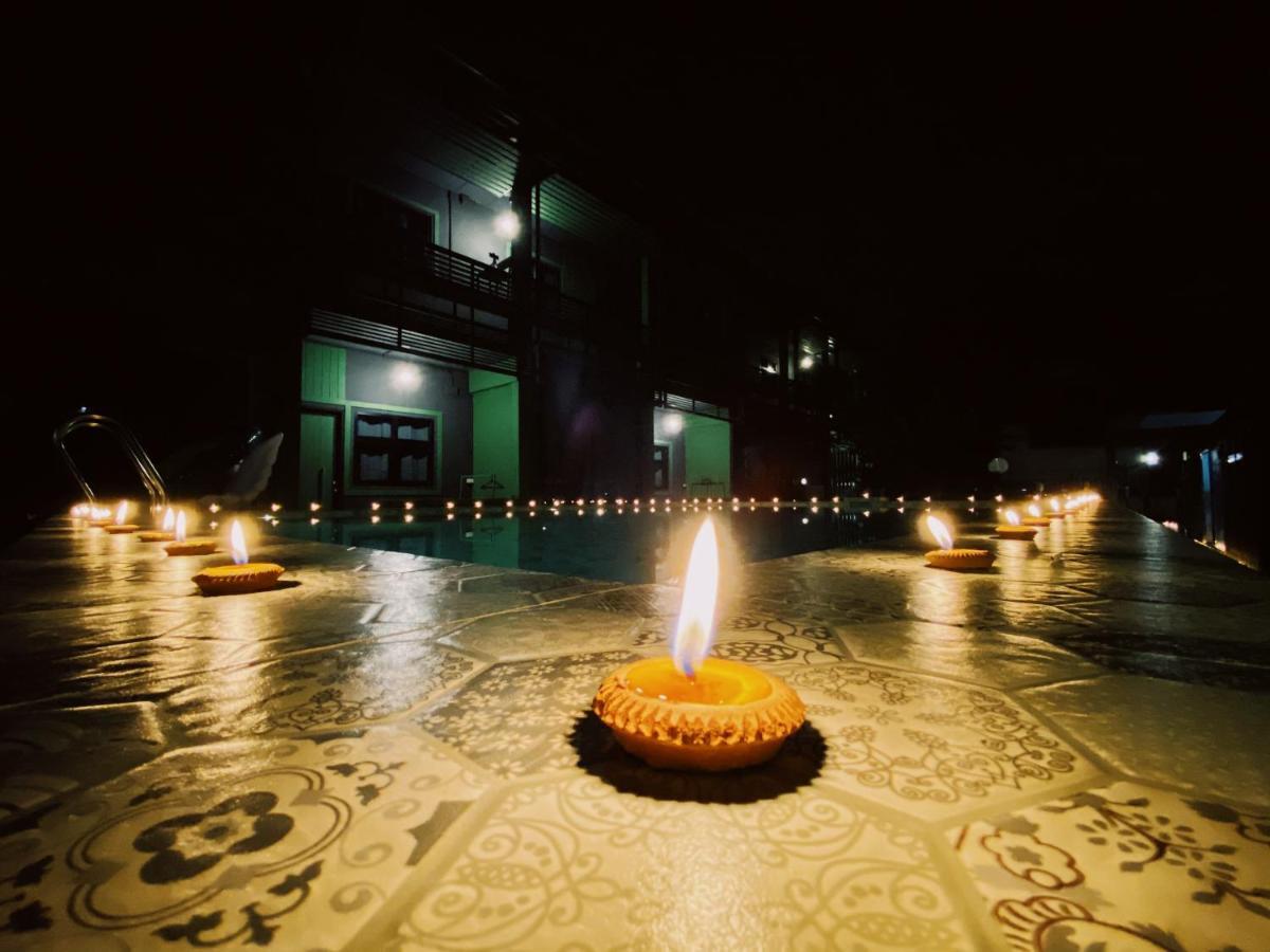 Chiangmai Moli Inn (Adults Only) Чиангмай Экстерьер фото